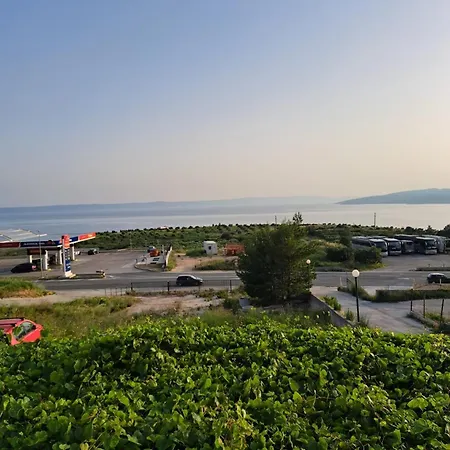 Apartment Leonardo Makarska