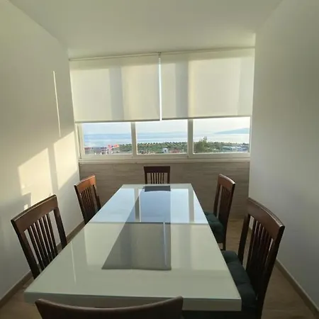 Leonardo * Μακάρσκα