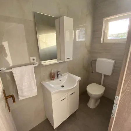 Leonardo Μακάρσκα